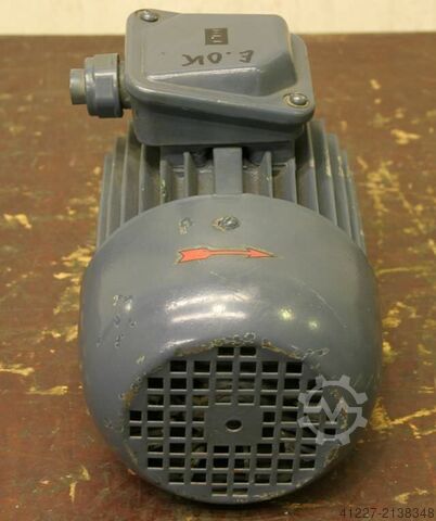 Silnik elektryczny 0,55 kW 1370 RPM Stankoimport 4AX71A493
