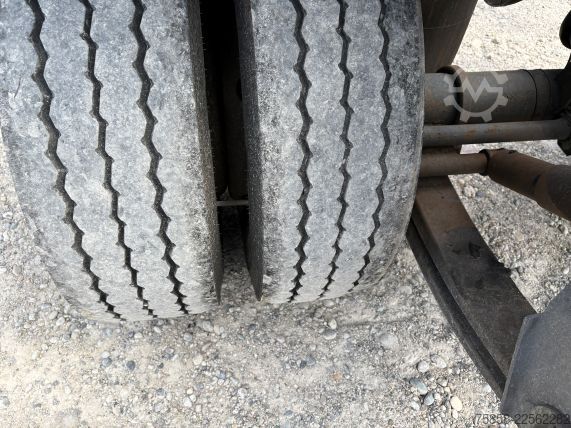 Remolque con chasis intercambiable SOMMER Verzinkte Lafetten Zwillingsreifen 17,5