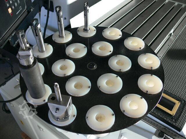 Koordinatenbohrmaschine, Lehrenbohrwerk Hauser OP3