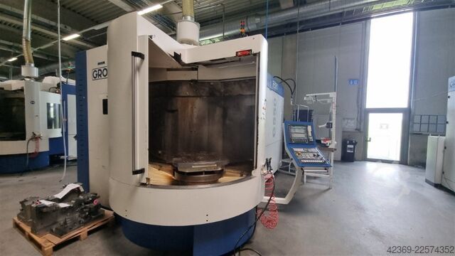 Megmunkáló központ - univerzális GROB-WERKE G 550 6-axis (5 Axis &U-axis)  3 mach. available