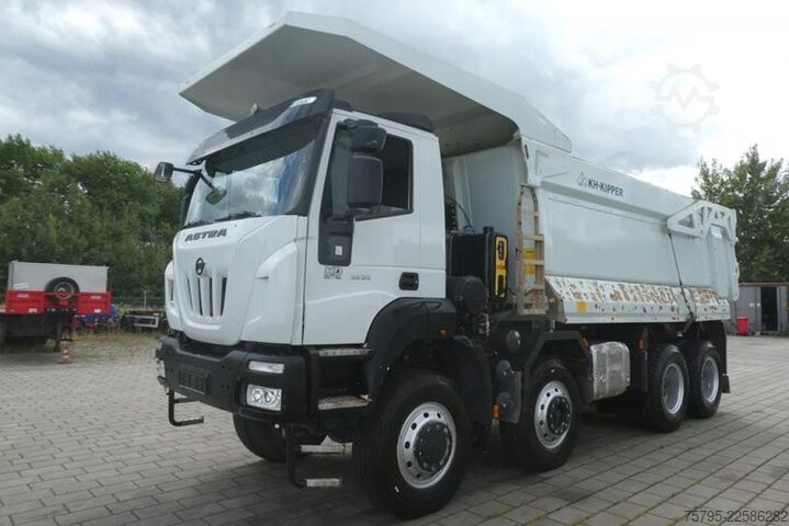 Kipper LKW IVECO HD9 86.50-90 4 Achs Muldenkipper schwere Straßen