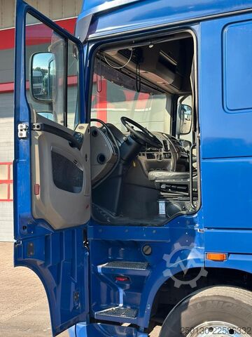 Standard nyergesvontató DAF XF 460 4x2 BL SA Klima LM  Navi