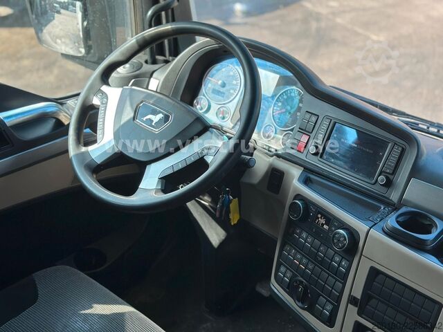 Standard nyergesvontató MAN TGX 26.500 6x2 Blatt-/Luft