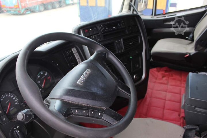 Standardni tegljač iveco stralis 500 presa idraulica