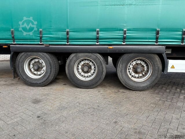 Posuvné plachty Krone SD27 + 3X BPW AXLE + LIFT AS + SCHUIFDAK