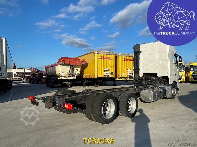 Kabinli şasi Volvo FH 460