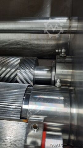 Avtäckt maskin CERTEL 746 PX Deskinners