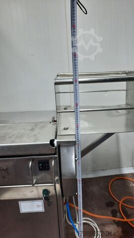 Avtäckt maskin CERTEL 746 PX Deskinners