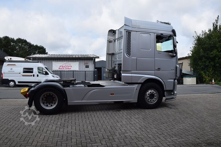 Standard SZM Daf XF 530 Flachdach Retarder Leder ACC TV Navi