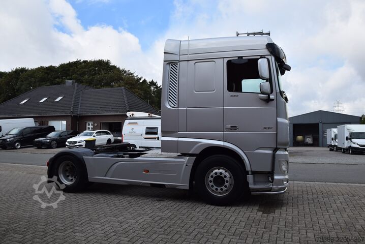 Standard SZM Daf XF 530 Flachdach Retarder Leder ACC TV Navi