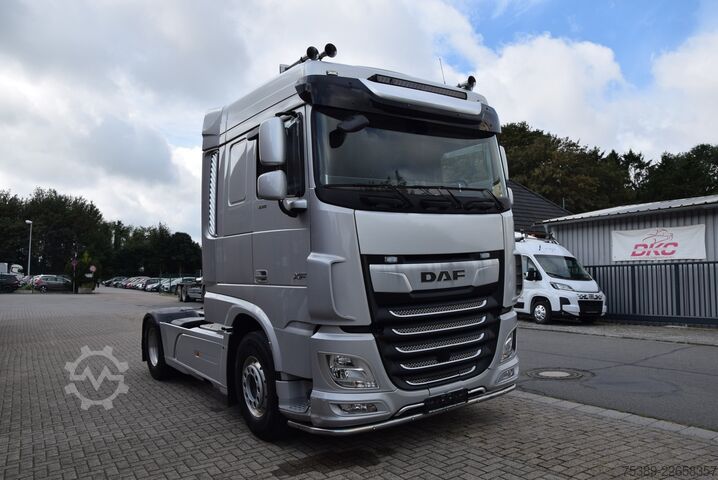 Standard SZM Daf XF 530 Flachdach Retarder Leder ACC TV Navi