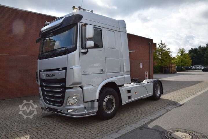 Standard SZM Daf XF 530 Flachdach Retarder Leder ACC TV Navi