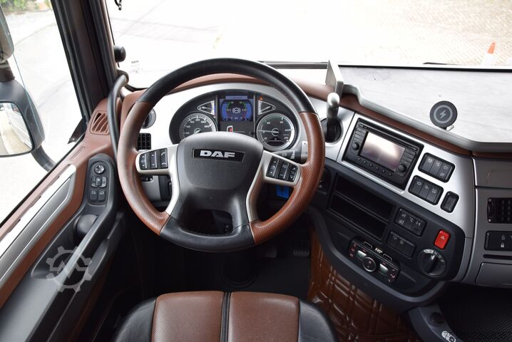 Standard SZM Daf XF 530 Flachdach Retarder Leder ACC TV Navi