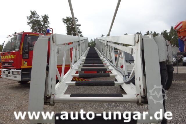 Brandweer/Ambulance Iveco Eurocargo 130E24 Camiva / Metz EPAS 30 DLK Drehleiter Feuerwehr