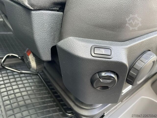 Minibus MAN TGE 3.180 Kombi L3H2 AHK LED NAV SITZH LENKRADHZ