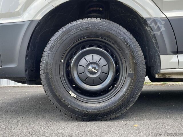 Minibus MAN TGE 3.180 Kombi L3H2 AHK LED NAV SITZH LENKRADHZ