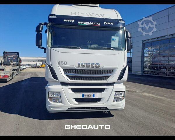 Trattore stradale standard IVECO AS260SY/FS-CM - AS260SY/FS-CM - Furgone isotermico