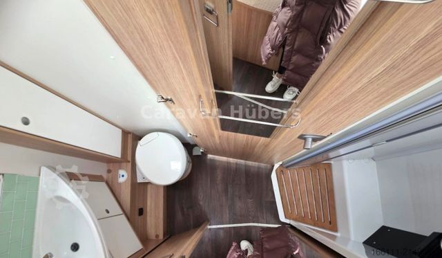 Halvintegrerad husbil SUNLIGHT T 69LC - Queensbett - 1. Hand - Solar - Klima