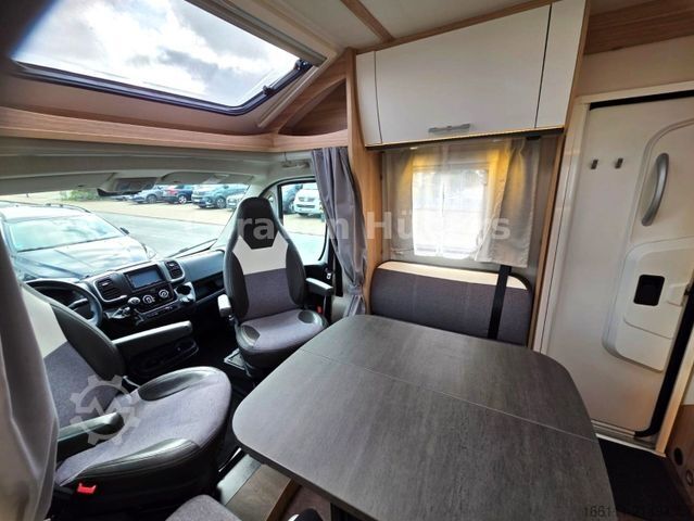 Halvintegrerad husbil SUNLIGHT T 69LC - Queensbett - 1. Hand - Solar - Klima