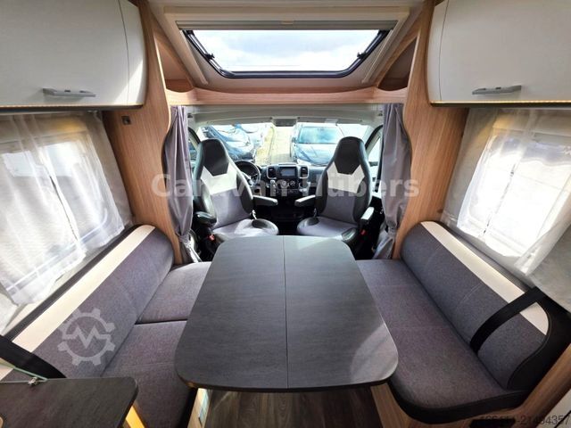 Halvintegrerad husbil SUNLIGHT T 69LC - Queensbett - 1. Hand - Solar - Klima