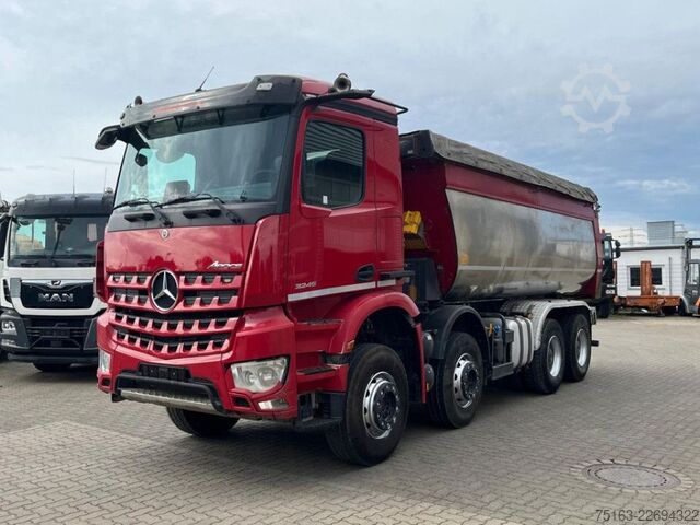 Kiepwagen MERCEDES-BENZ Arocs 3245 K 4 Achs Muldenkipper Meiller Thermo