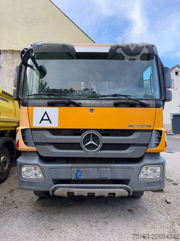 Kiepwagen MERCEDES-BENZ Actros 4141 K 8x4 4 Achs Muldenkipper Carnehl De