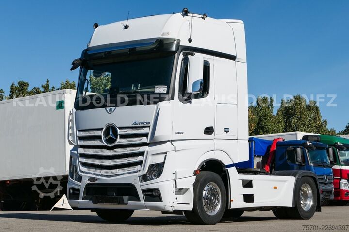 Standard trækkerunit MERCEDES-BENZ Actros 1853 BigSpace Retarder Navi Euro 6