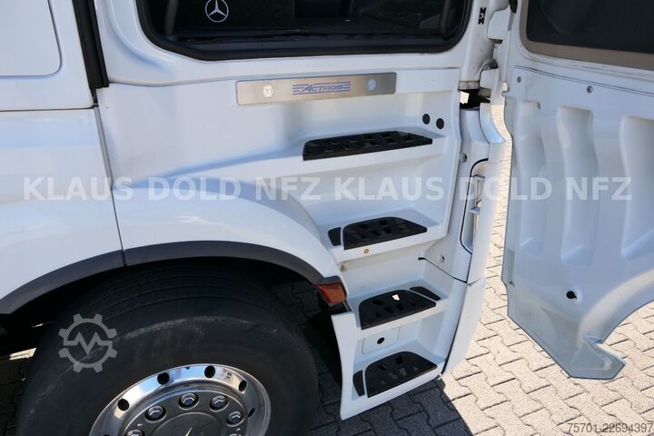 Standard trækkerunit MERCEDES-BENZ Actros 1853 BigSpace Retarder Navi Euro 6