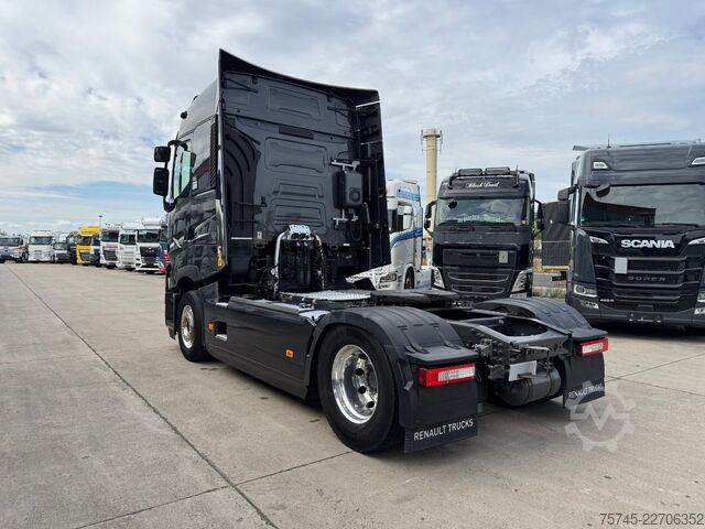 Standardowy ciągnik siodłowy RENAULT T HIGH 520 H * ALCOA * STANDKLIMA * ACC 2 TANK