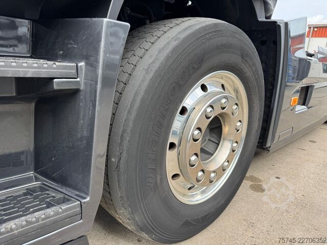 Standardowy ciągnik siodłowy RENAULT T HIGH 520 H * ALCOA * STANDKLIMA * ACC 2 TANK