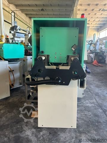 Injection molding machine Arburg 221KS 250-75