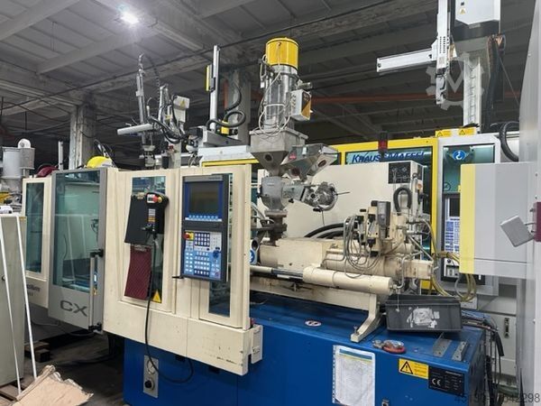 Injection molding machine Krauss Maffei KM 80-180 CX