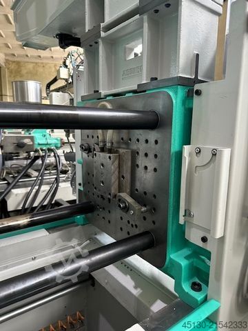 Injection molding machine Arburg 270C 400-70 e²