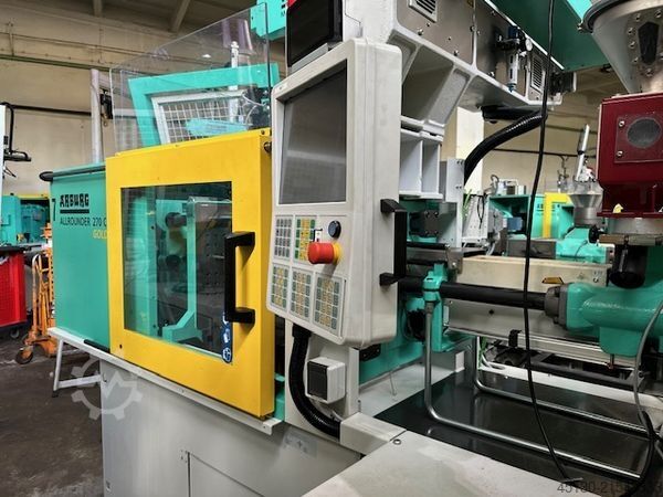 Injection molding machine Arburg 270C 400-70 e²