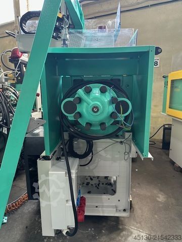Injection molding machine Arburg 270C 400-70 e²