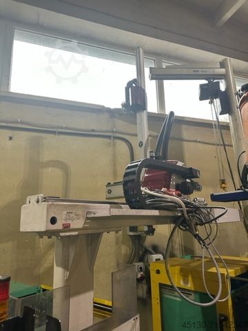 Injection molding machine Arburg 320C 500-170