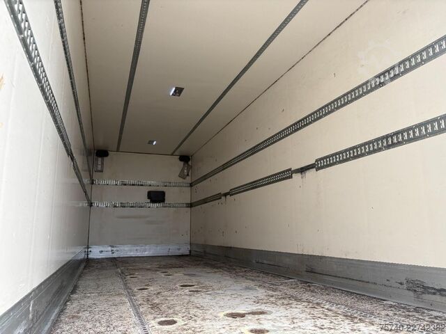 Gesloten bak DAF LF 55.250 + lift + euro 5