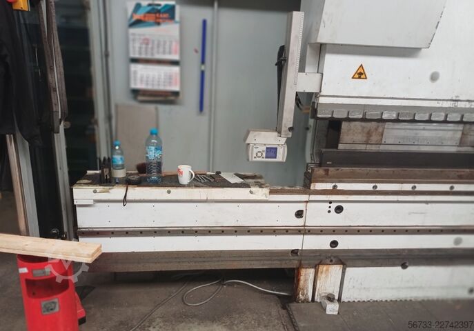 Hydr. zmáčkněte brzdu EHT VarioPress 8000 x 300 to