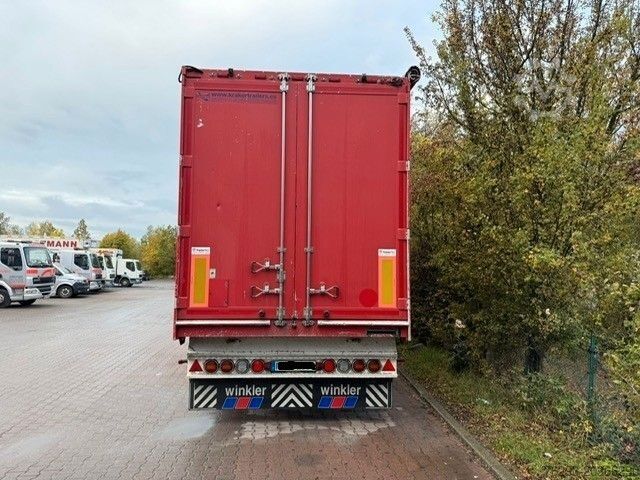 Auflieger mit Walkingfloor KRAKER Schubboden