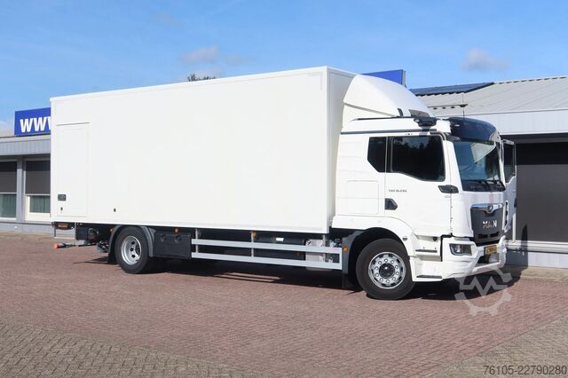 Valigia MAN TGM 18.290 Bakwagen Laadbak + Zijdeuren