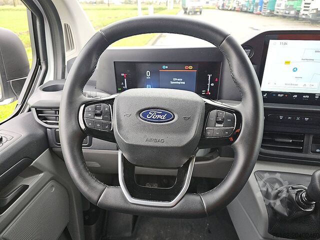 Stationvogn med højt tag FORD TRANSIT CUSTOM 2.0 L2H1 Navi Euro6 AC!