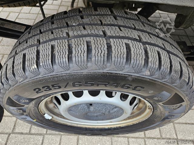 Furgão de painéis MERCEDES-BENZ Sprinter 316 CDI 2,8tAHK|AC|STDHZ|TÜV+ÖL+BREMneu