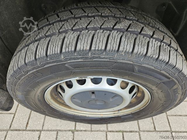 Furgão de painéis MERCEDES-BENZ Sprinter 317 CDI 2,8tAHK|AC|STDHZ|TÜV+ÖL+BREMneu