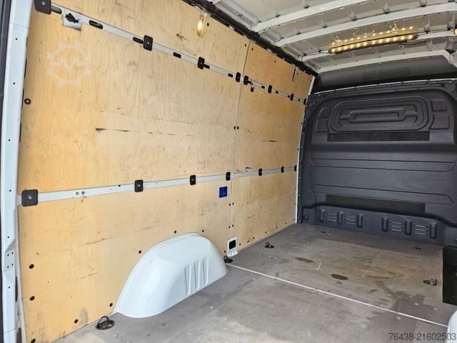 Furgão de painéis MERCEDES-BENZ Sprinter 317 CDI 2,8tAHK|AC|STDHZ|TÜV+ÖL+BREMneu