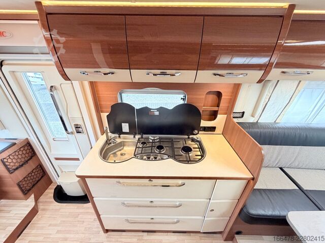 Integreret autocamper LMC Explorer Comfort I 655 G Rundsitzgruppe