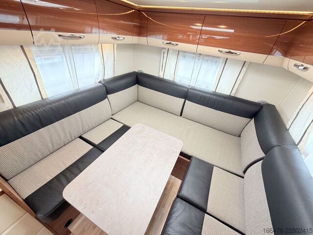 Integreret autocamper LMC Explorer Comfort I 655 G Rundsitzgruppe