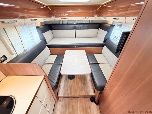 Integreret autocamper LMC Explorer Comfort I 655 G Rundsitzgruppe