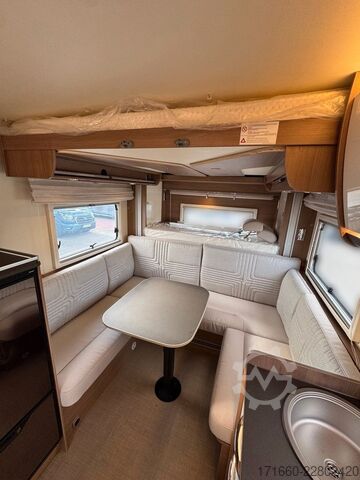 Halvintegreret autocamper BÜRSTNER Lyseo TD 644 G Tageszulassung