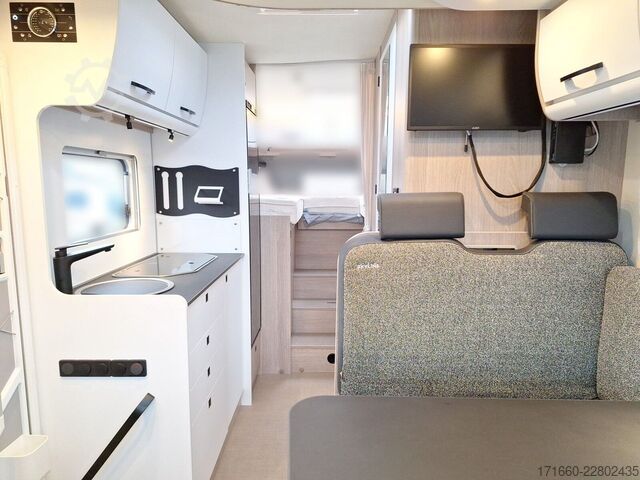 Halvintegreret autocamper BÜRSTNER Lyseo Time Skyline 690 G SAT / TV / Markise