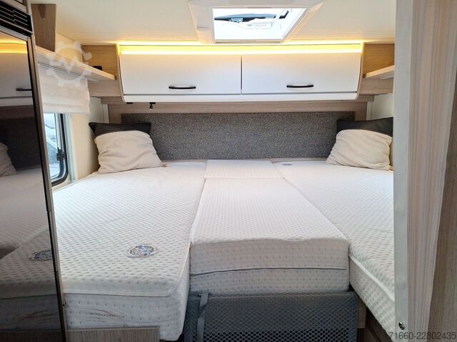 Halvintegreret autocamper BÜRSTNER Lyseo Time Skyline 690 G SAT / TV / Markise